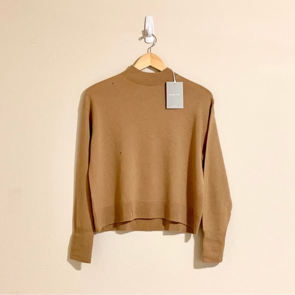 Everlane | The Cashmere Crop Mockneck - Picture 2 of 11